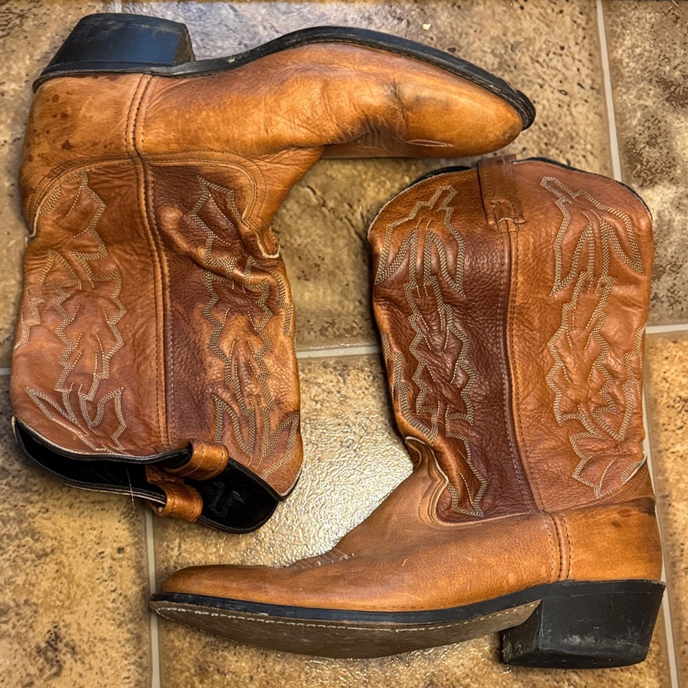Men's Western Vintage Tan Cowboy Boots